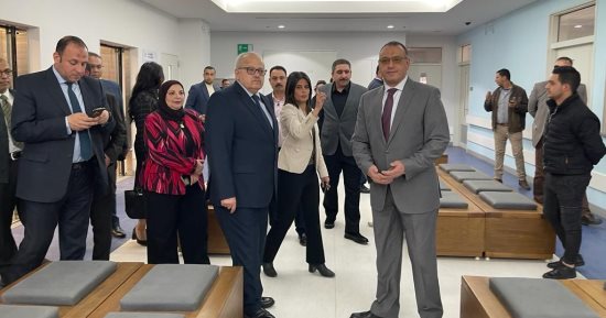 رئيس جامعة القاهرة يتابع تجهيزات افتتاح مجمع العيادات بمستشفى أبو الريش اليابانى