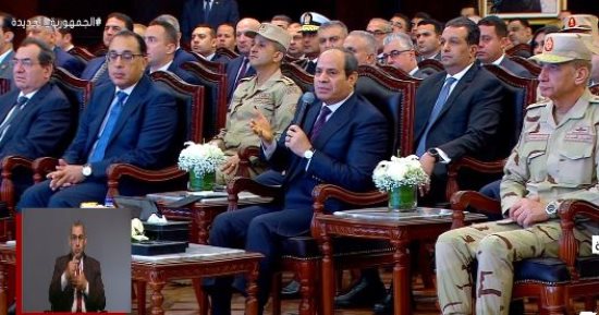 الرئيس السيسي: "اللى بيتعمل من مشروعات فضل كبير من ربنا ويحتاج أموال طائلة"
