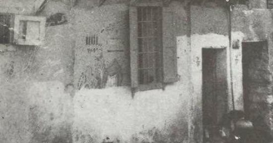 ذكرى ميلاد فنان الشعب سيد درويش.. تزوج فى سن الـ16 واشتغل عامل بناء.. غنى أثناء عمله وحفظ زملاؤه الأغانى.. وقع فى حب الراقصة "جليلة" وغنى لها عددا كبيرا من أعماله.. وسخّر موهبته لخدمة ثورة 1919