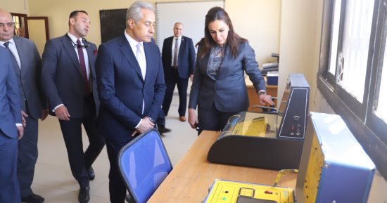 وزير القوى العاملة: الدولة حريصة على ربط المناهج باحتياجات سوق العمل