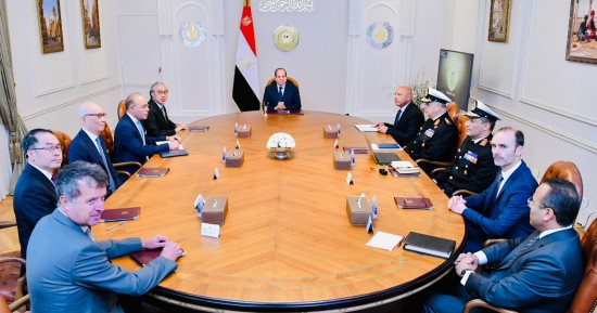 الرئيس السيسى: محور السخنة / الدخيلة المتكامل للحاويات يخدم التجارة العالمية