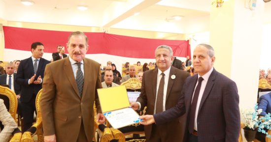 محافظ كفر الشيخ يشهد ختام فعاليات «كل نقطة بتفرق» ويكرم المشاركين ..صور 