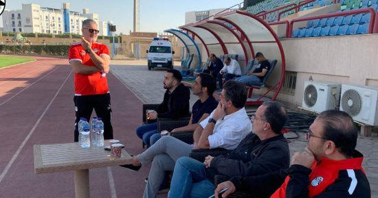 فيتوريا يؤازر المنتخب الأولمبى قبل مواجهة زامبيا.. صور 