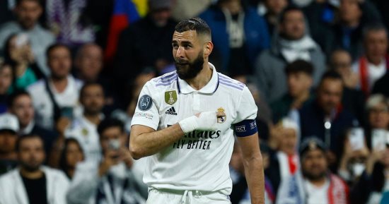 بنزيما يؤكد مشاركته أمام برشلونة فى الكلاسيكو رغم إصابته أمام ليفربول