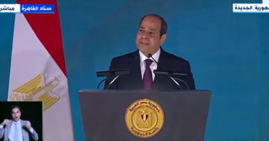 الرئيس السيسي يشيد بجهود التحالف الوطنى للعمل الأهلى خلال احتفالية "كتف فى كتف"