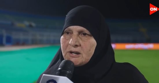 والدة محمد عبد الوهاب: وجود الرئيس السيسى فى نهائى كابيتانو مصر حافز للشباب