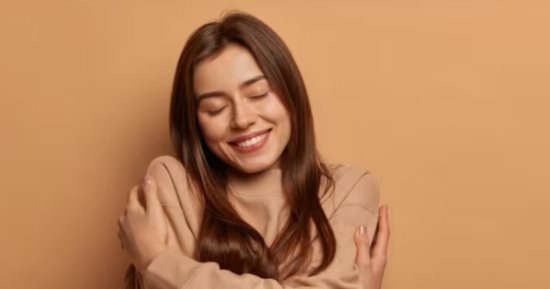 نصائح جمالية لكل فتاة لمزيد من الثقة وحب الذات.. مش هتحتاجي مكياج