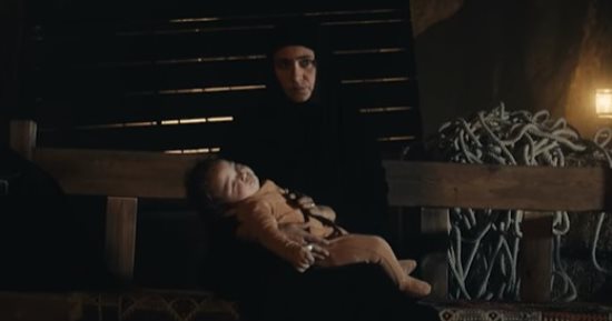 "عبد الجبار راجل مفترى عايز يقتلنى أنا وولدى".. نيللى كريم فى "عملة نادرة"