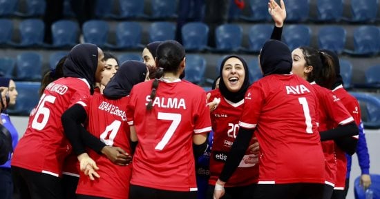 سيدات طائرة الأهلي يهزمن الزهور في الدوري