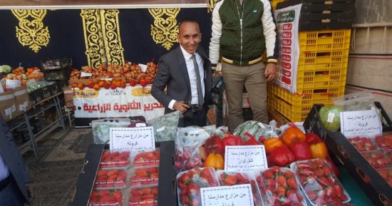 "بإيد ولادنا نقدم الخير لمصر".. المدارس الفنية بالبحيرة تواجه غلاء الأسعار.. إقامة منافذ ومعارض بأنحاء المحافظة لتسويق منتجات الطلاب بجودة عالية وأسعار اقتصادية.. وتشمل المواد الغذائية واللحوم والأسماك.. صور