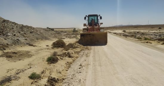 تواصل أعمال رفع وإزالة آثار الأمطار والسيول فى مناطق وسط سيناء