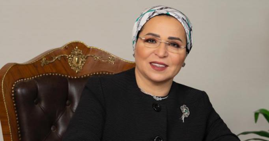 السيدة انتصار السيسى تهنئ الأمتين العربية والإسلامية بحلول عيد الفطر المبارك