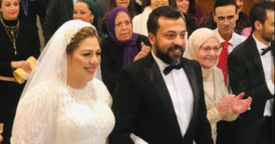 كريم أبو الفتح ونهلة طاهر يحتفلان بزفافهما وسط الأهل والأصدقاء.. صور