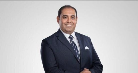 خالد لطيف يكشف أسماء المرشحين الثلاثة لقيادة الزمالك "مؤقتًا" قبل التعاقد مع أجنبى 