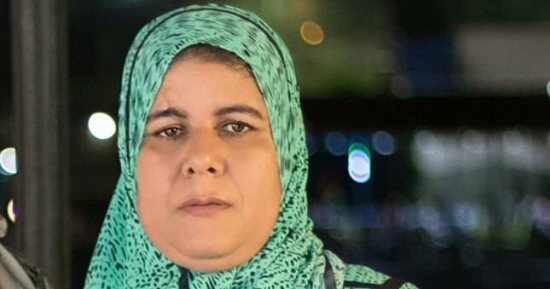 شالت الحمل 22 سنة.. الأم المثالية بالجيزة: اشتغلت حارسة عقار علشان أعلم ولادى