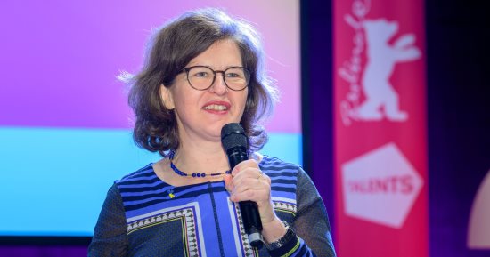 مهرجان برلين السينمائى يشكر كريستين تروستروم على التزامها 19عامًا
