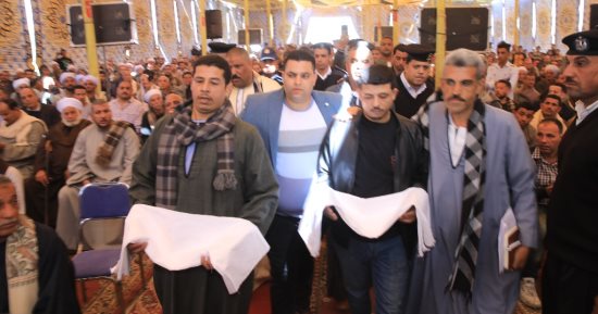 نائب محافظ سوهاج يشهد صلح أبناء عمومة من "المحارصة" بقرية العوامية بساقلتة