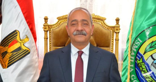 محافظ الإسماعيلية يُهنئ رئيس الوزراء وشيخ الأزهر والمفتى بحلول شهر رمضان