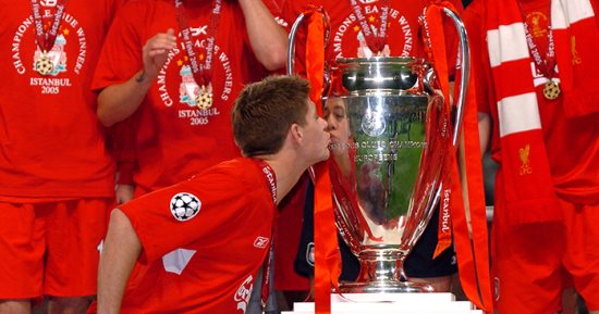 نهائيات لا تنسى.. ريمونتادا ليفربول تصعق ميلان فى دورى أبطال أوروبا