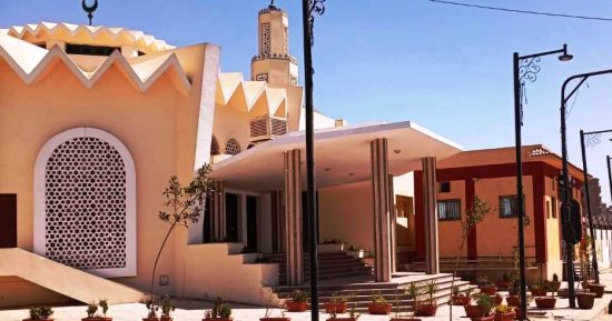 محافظ أسوان يعلن افتتاح مسجد النادى بعد الانتهاء من التجديد.. صور
