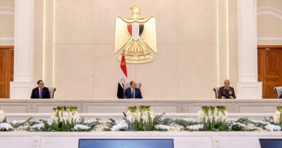 الرئيس السيسى يجتمع بالحكومة فى العاصمة الإدارية الجديدة