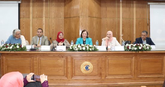 إعلام القاهرة تناقش ثقافة الصورة وأخلاقياتها بمشاركة أساتذة الصحافة والتصوير