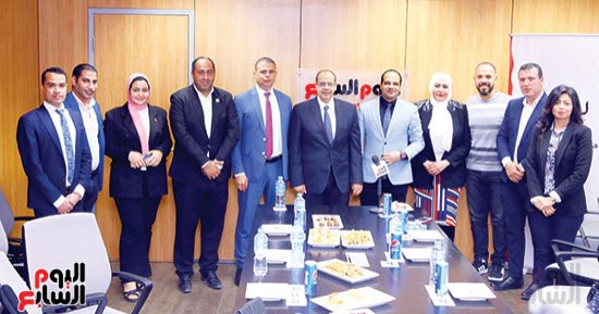 أعضاء التحالف الوطنى للعمل الأهلى التنموى فى ندوة "اليوم السابع": التحالف كان حلما لنا و"كتف فى كتف" ليست مجرد شعار.. توحيد الجهود للوصول للمستفيدين.. والمبادرة واقع شهدناه فى ستاد القاهرة وتعكس تكاتف الجميع