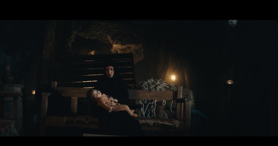 مسلسل عملة نادرة الحلقة 2.. الميراث يمزق أسرة عبد الجبار.. صور