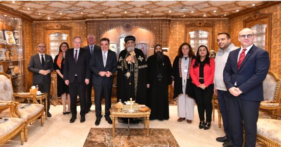 البابا تواضروس يستقبل وفد الاتحاد الأوروبي لبحث توطيد العلاقات المشتركة