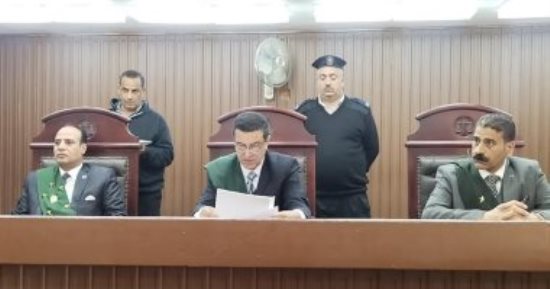السجن 6 سنوات وغرامة 100 ألف جنيه لعامل لاتهامه بالاتجار في الهيروين بشبرا الخيمة.. فيديو