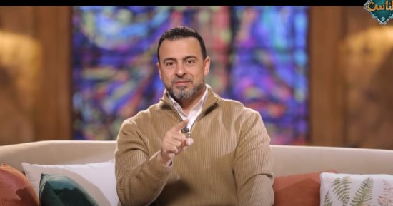 مصطفى حسنى: هذه الأخطاء فى تربية الأبناء تدمر شخصيتهم