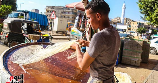 الكنافة المصرية.. قصة التحول من "الصينية التقليدية" إلى "المانجو والنوتيلا" 