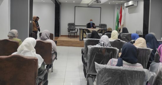 وكيل صحة الشرقية يجتمع بناظرات مدارس التمريض لمتابعة سير العملية التعليمية