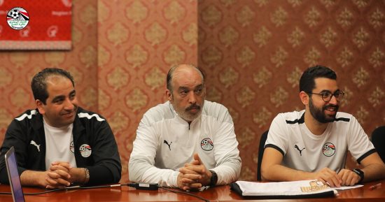 منتخب مصر بالأبيض ومالاوى بالأحمر فى مباراة الغد