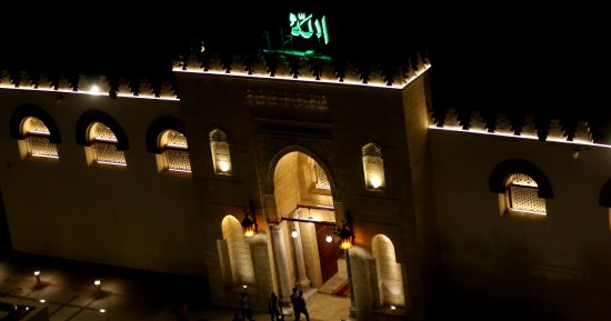 موعد أذان الفجر فى القاهرة والإمساك فى سادس أيام شهر رمضان المبارك 