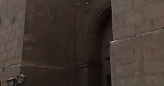 باب النصر في القاهرة.. عمره ألف عام وواحد من 3 بوابات باقية من زمن الفاطميين "فيديو"