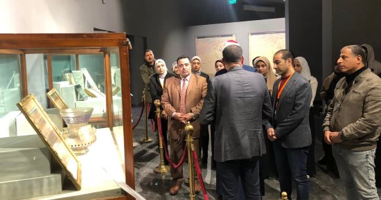 لوحات لوصف النبى ومصحف بخط اليد فى معرض رمضان كريم بمتحف كفر الشيخ.. صور