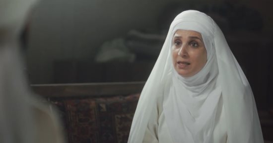 رسالة الإمام الحلقة 4.. الشافعي يعثر على مراسلات الليث بن سعد وابن مالك محروقة.. ويقول حزنًا: أمة تُفرط فى علمائها هى أمة إلى زوال.. ينزل ضيفا بمنزل السيدة نفيسة.. و"نفيسة العلم" عن أهل مصر: استقبلونى بكرم فياض