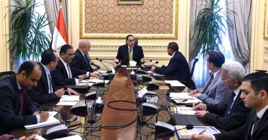 رئيس الوزراء يستعرض تحضيرات استضافة مصر الدورة الـ12 للمنتدى الحضرى العالمى