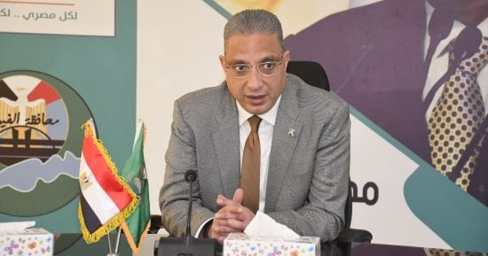 محافظ الجيزة يوجه بإخلاء مخازن فرز المخلفات الخطرة وإزالة خيام الفريزة