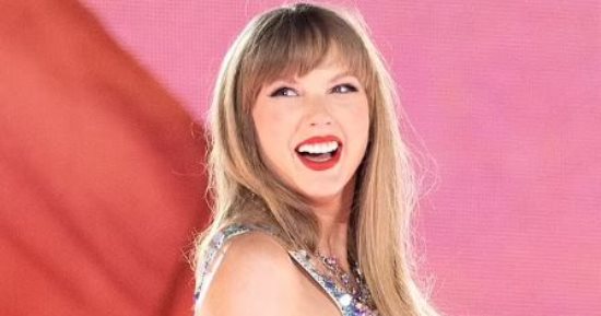تايلور سويفت أول مغنية تمتلك 7 ألبومات بقائمة أفضل 40 ألبوم فى Billboard 200