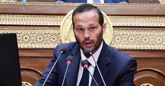 محمد حلاوة رئيس لجنة الصناعة والتجارة بمجلس الشيوخ: قطاع الصناعة قاطرة التنمية.. تعميق الصناعة ضرورة لجذب الاستثمارات وتقليل الفجوة الدولارية .. وهام جدا دخول المشروعات الصغيرة ومتناهية الصفر للقطاع الصناعى
