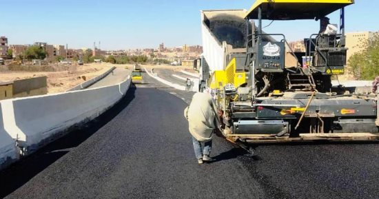 محافظ أسوان: تنفيذ 95.6 % بمشروع كوبرى السيل العلوى