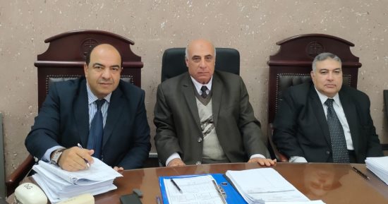 السجن 5 سنوات لـ 3 متهمين والحبس عامين لـ 2 آخرين لسرقة سائق بالإسكندرية