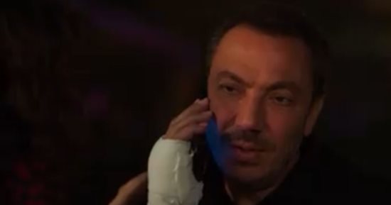 مسلسل مذكرات زوج الحلقة 8.. طارق لطفى يدخل إلى القسم بسبب خناقة