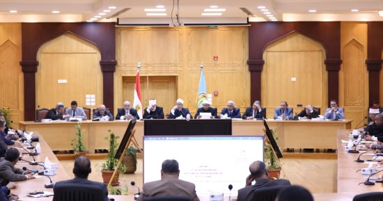 جامعة الأزهر تناقش آلية توثيق الامتحان الشفهى للقرآن الكريم إلكترونيا