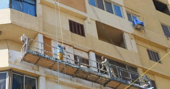 محافظة القاهرة تبدأ دهان واجهات العقارات بمحيط مسجد عمرو بن العاص