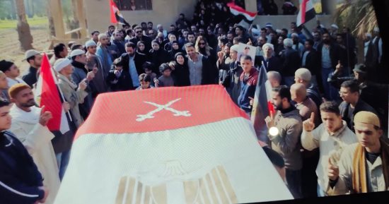 سره الباتع 11.. جنازتان فى أحداث الحلقة.. الاحتلال الفرنسى يقتل 10 من الفلاحين.. استشهاد أحمد صفوت على يد عناصر إرهابية تكفيرية فى سيناء.. وانهيار منة فضالى وصلاح عبد الله يطالب بالزغاريد ويرفض النواح والبكاء