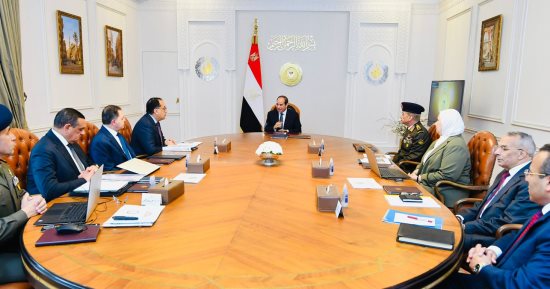 الرئيس السيسي يتابع برامج جهود التنمية المجتمعية للمواطنين من أبناء سيناء