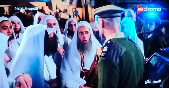 سره الباتع الحلقة 12.. الإخوان يحاولون هدم مقام السلطان حامد والشرطة تمنعهم